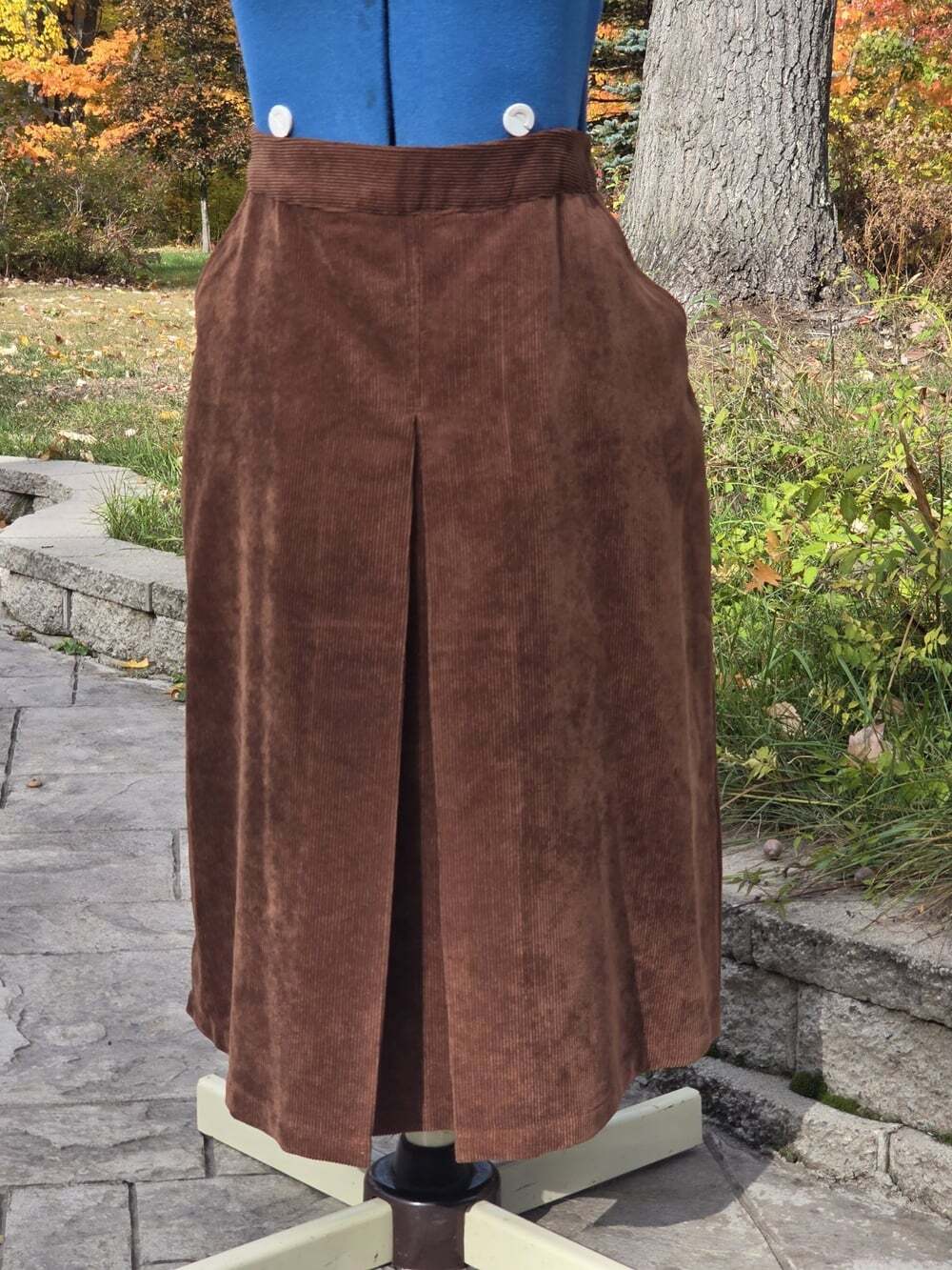 Christopher & Banks Chocolate Brown Corduroy Midi Skirt Sz 12 Pockets Pleats